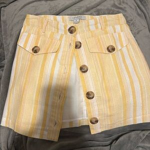 Linen yellow skirt